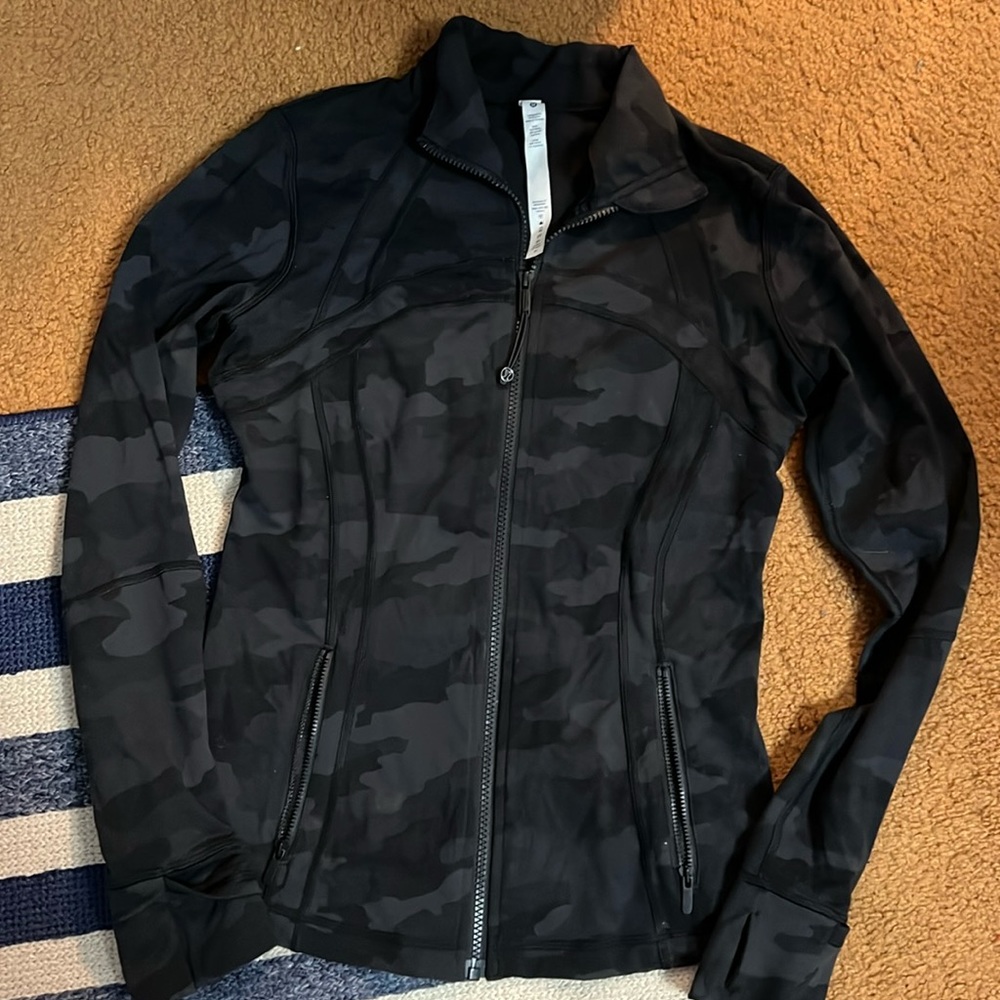 Black camo Lulu Define jacket